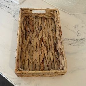 Small wicker decorative tray